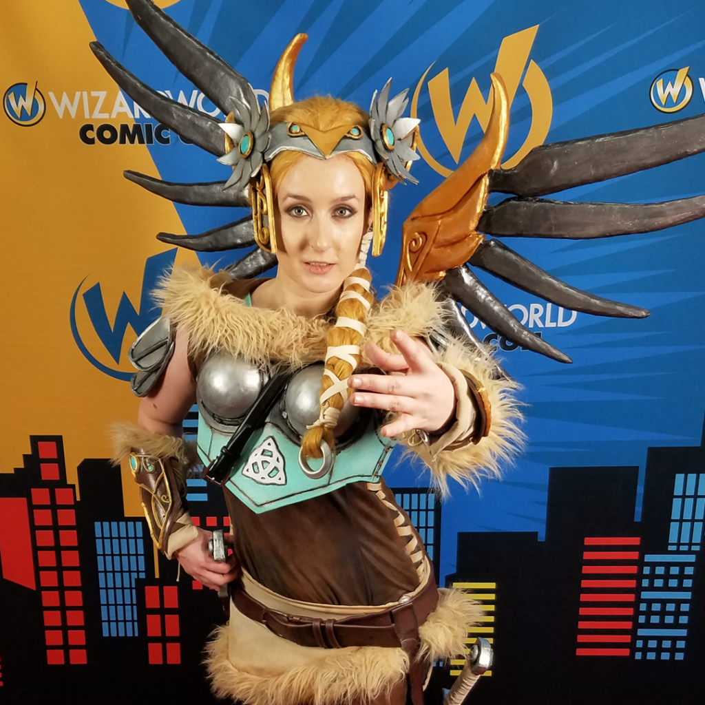 Valkyrie Mercy Cosplay at Wizard World Des Moines 2017