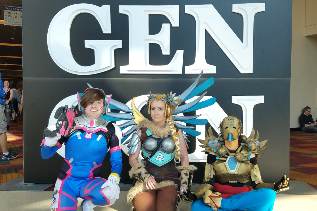 Valkyrie Mercy Cosplay at Gen Con 2017 - with genderbent D.Va and Valkyrie Zenyatta